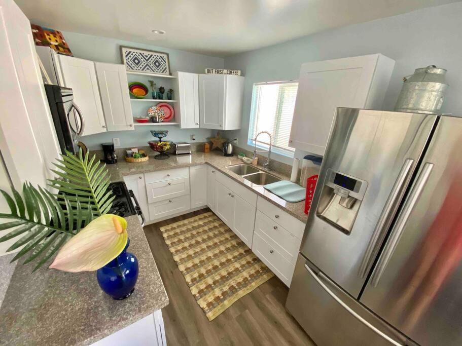 Vakantiehuis Hidden Gem La 2bd House With Dreamy Backyard *